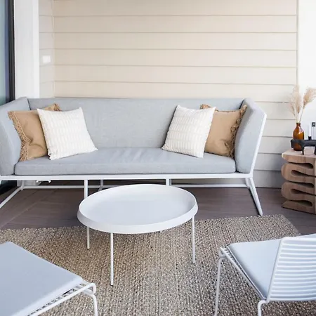 Luxury By The Sea - Large Terrace & 4 Bikes Daire