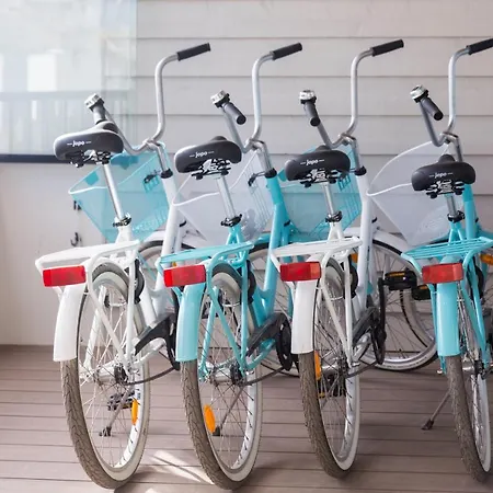 Luxury By The Sea - Large Terrace & 4 Bikes * Ханко